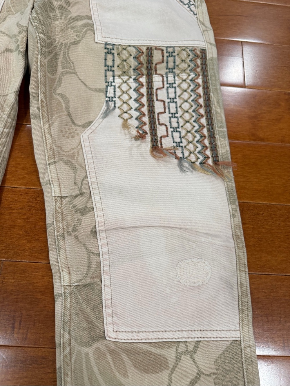 Pilcro Cotton Blend Embroidered The Camp Wanderer Patchwork Pants Sz. 27 - Picture 4 of 7